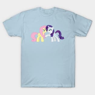 Rarity talking to Fluttershy 1 T-Shirt